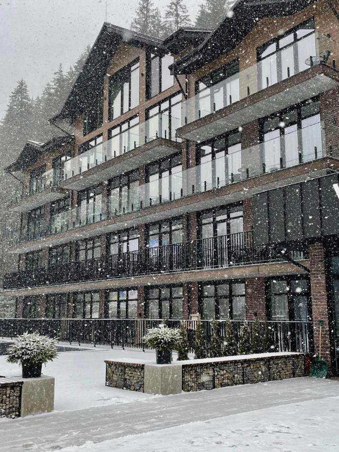 Wood Hotel Resort & Spa Bukovel Exterior photo